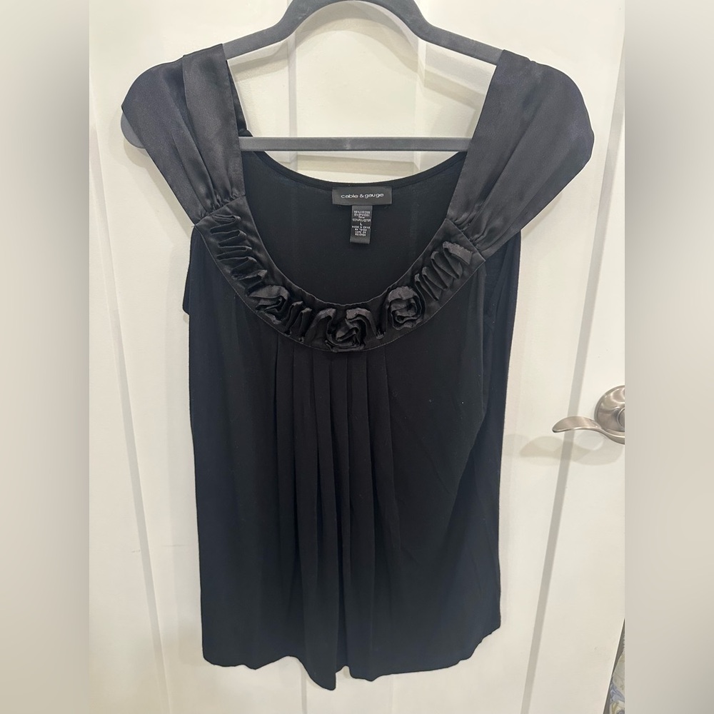 Cable & Gauge Black Women's Blouse with Ruffled Neckline